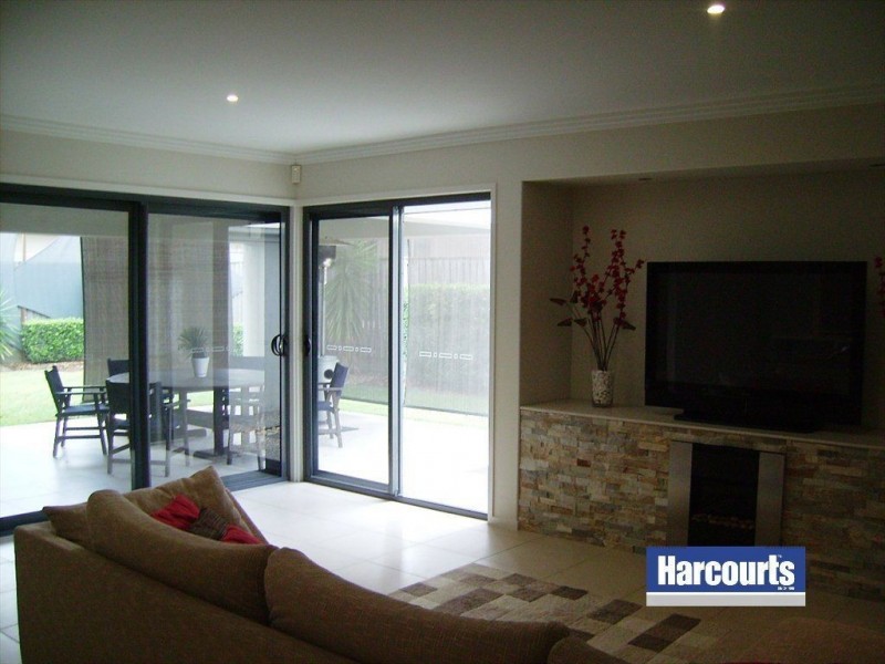 7 Flaxton Street, Ormeau QLD 4208