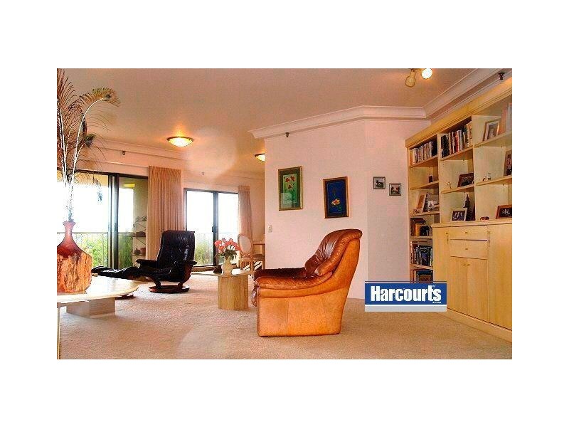 21/2 Admiralty Drive, Surfers Paradise QLD 4217