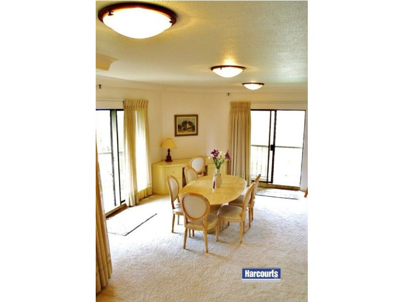 21/2 Admiralty Drive, Surfers Paradise QLD 4217