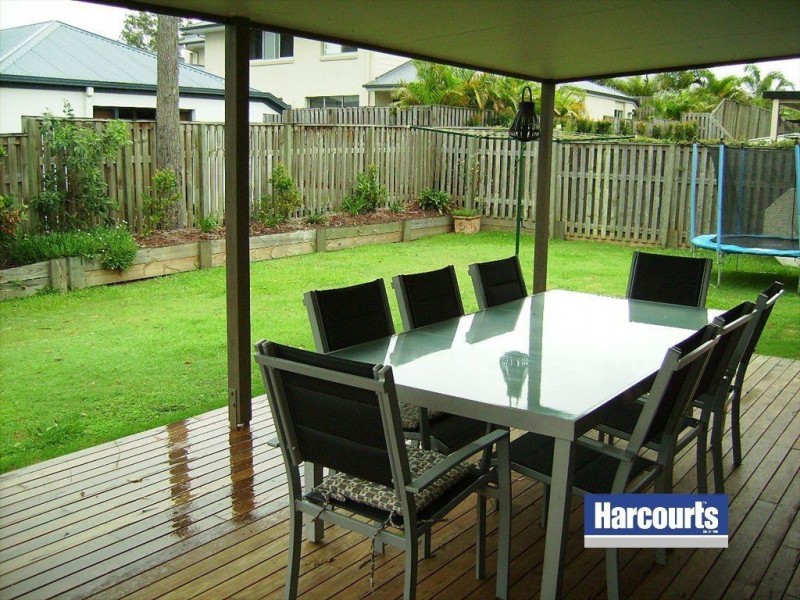 17 Lilyvale Crescent, Ormeau QLD 4208