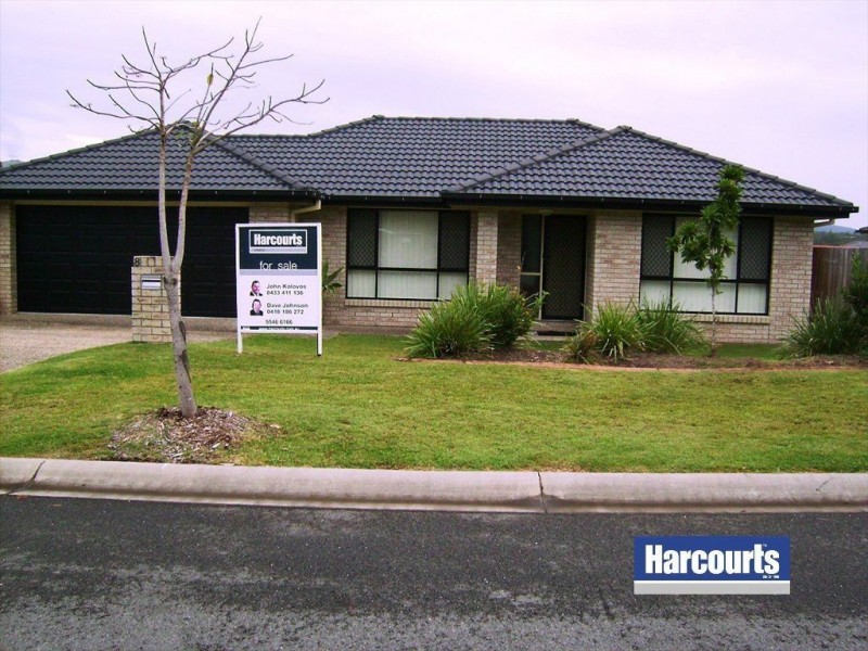 8 Armani Avenue, Pimpama QLD 4209