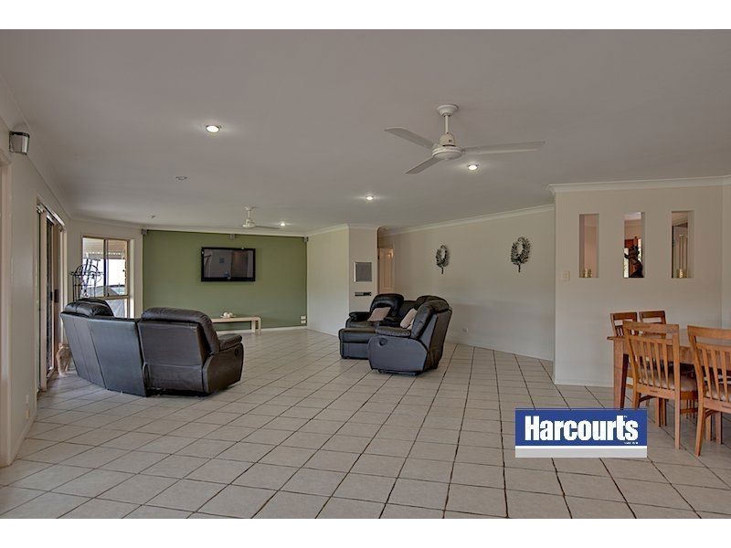 16 Sunnyside Lane, Willow Vale QLD 4209
