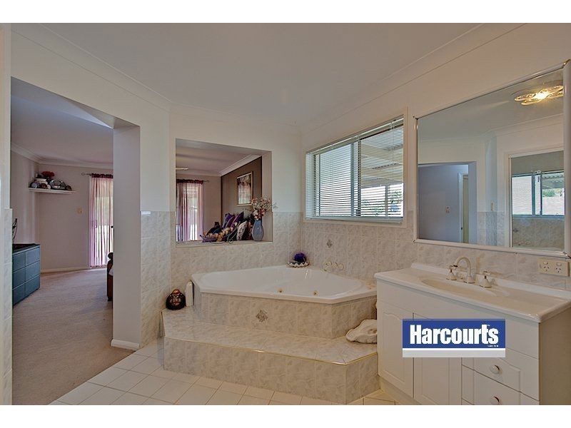 16 Sunnyside Lane, Willow Vale QLD 4209