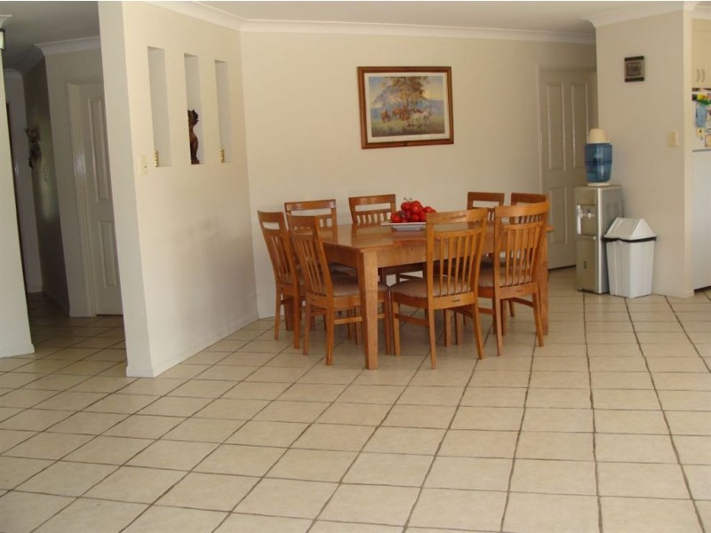 16 Sunnyside Lane, Willow Vale QLD 4209