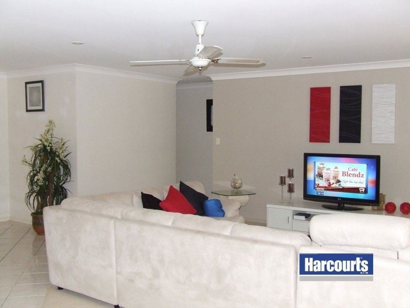 10 Johnson Parade, Ormeau QLD 4208