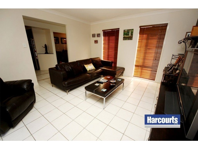 6 Strathburn Cr, Ormeau QLD 4208