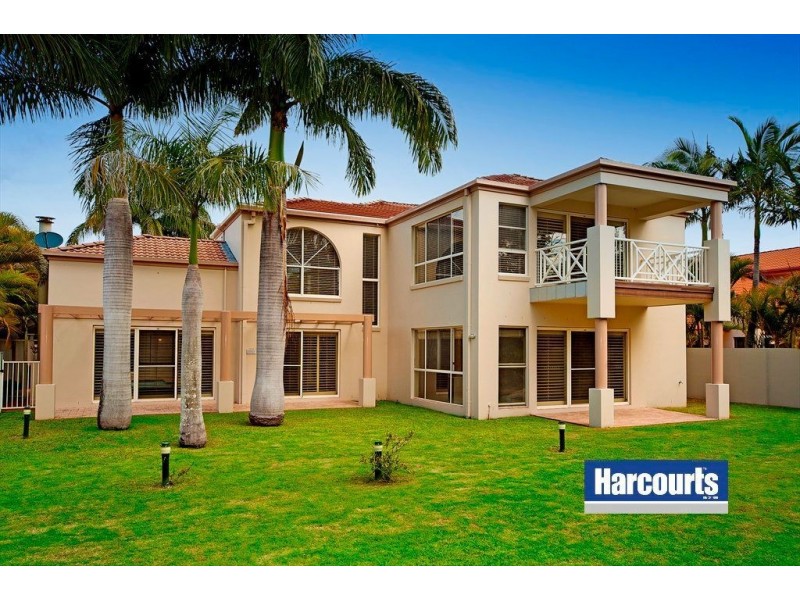 8208 Magnolia Drive, Hope Island QLD 4212