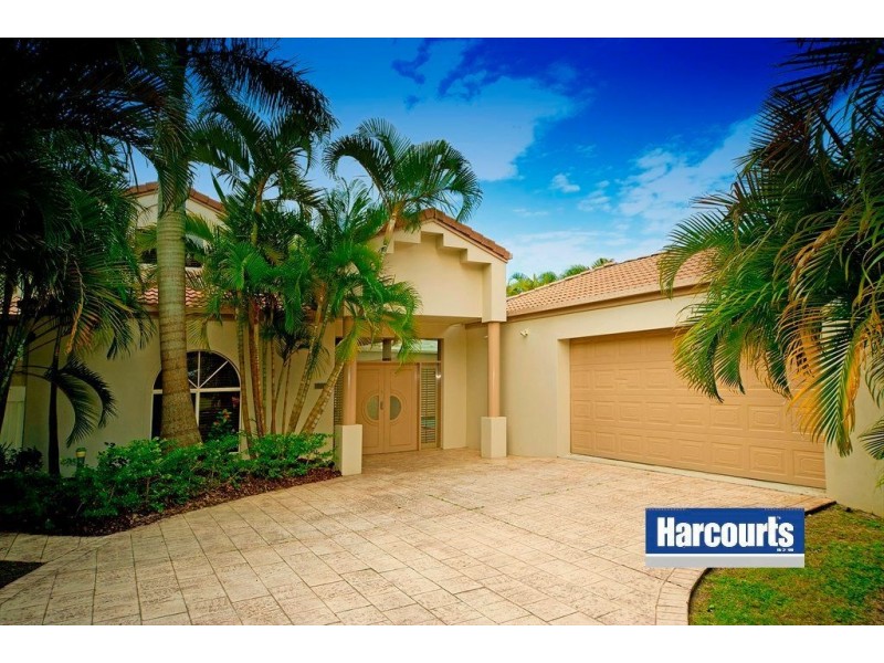 8208 Magnolia Drive, Hope Island QLD 4212
