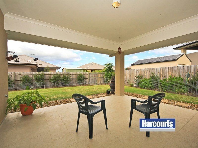 2 Coorabelle Crescent, Ormeau QLD 4208