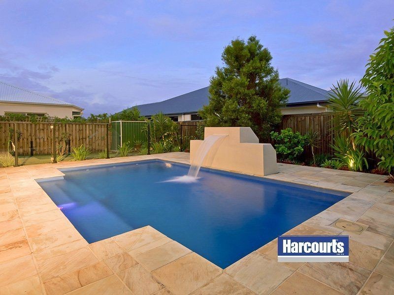 4 Strathburn Crescent, Ormeau QLD 4208