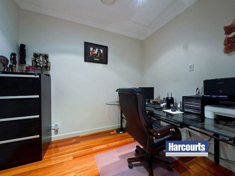 4 Strathburn Crescent, Ormeau QLD 4208