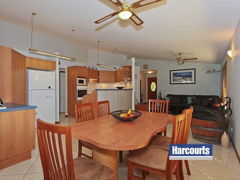 13 Pelican Parade, Jacobs Well QLD 4208