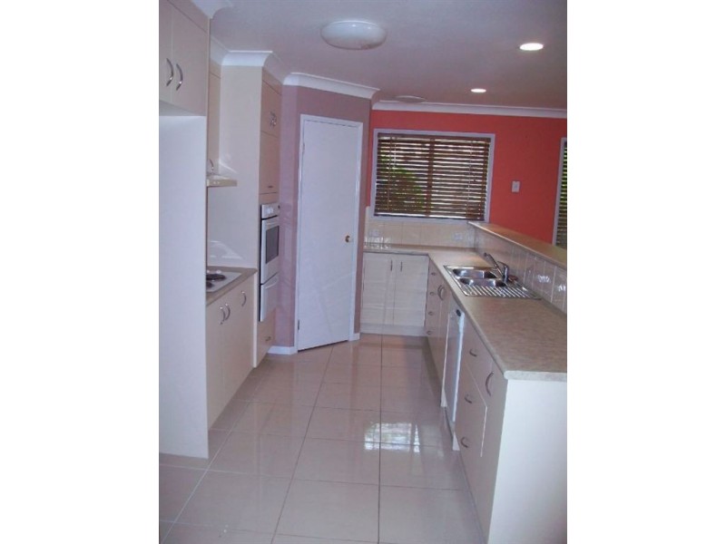27 Johnson Parade, Ormeau Hills QLD 4208