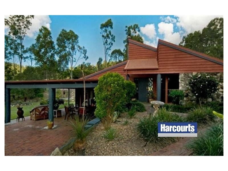 54 Holyrood Road, Maudsland QLD 4210