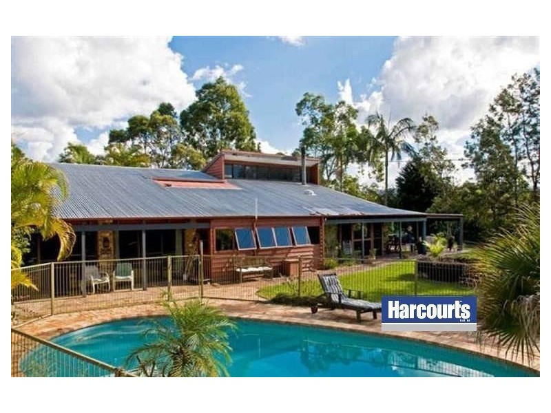 54 Holyrood Road, Maudsland QLD 4210