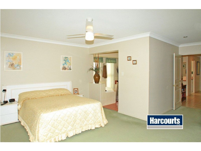 17 Maidenwell Road, Ormeau QLD 4208