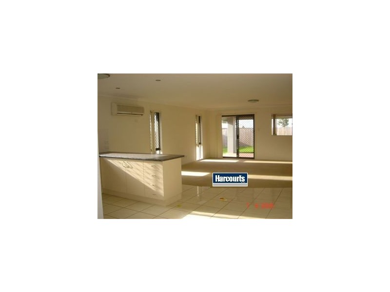 8 Hazelmere Crescent, Ormeau QLD 4208