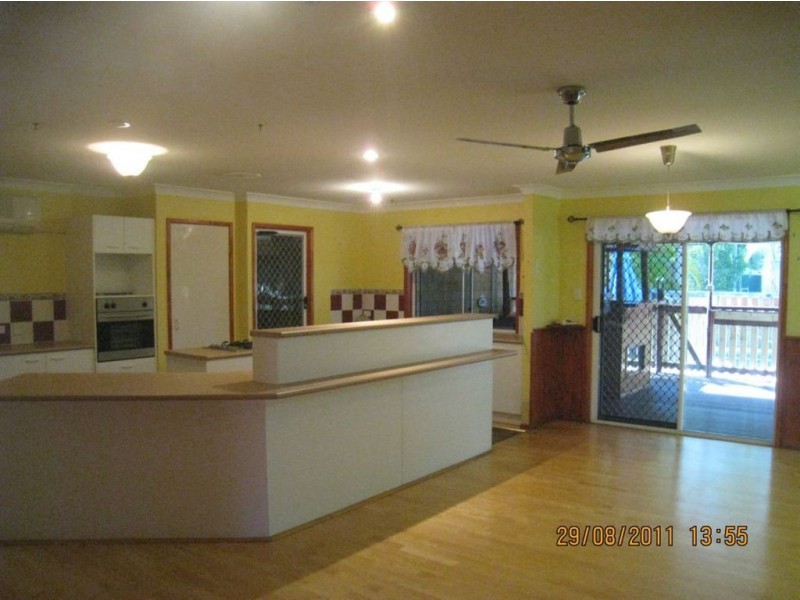 2 Petrel Place, Jacobs Well QLD 4208