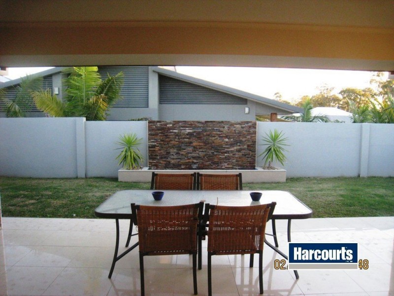 6 Lilyvale Cr, Ormeau QLD 4208