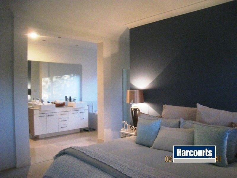 6 Lilyvale Cr, Ormeau QLD 4208