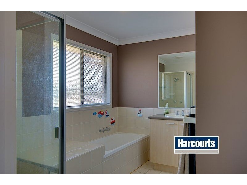 62 Bedivere Drive, Ormeau QLD 4208