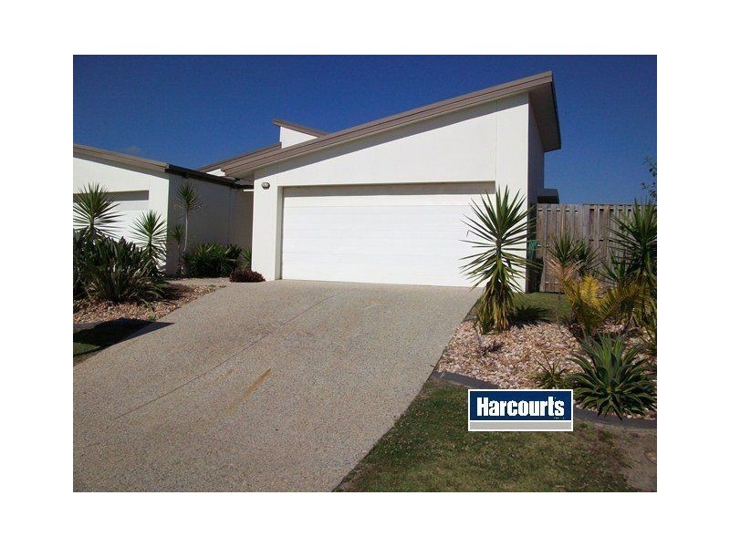 1/15 Benson Street, Pimpama QLD 4209