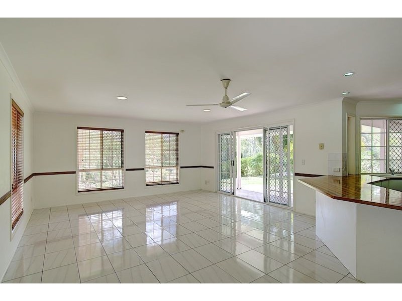 13 Glen Osmond Rd, Yatala QLD 4207