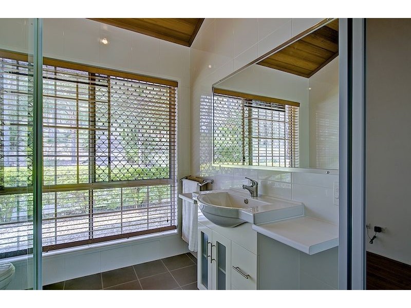 13 Glen Osmond Rd, Yatala QLD 4207