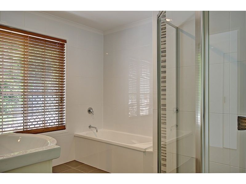 13 Glen Osmond Rd, Yatala QLD 4207