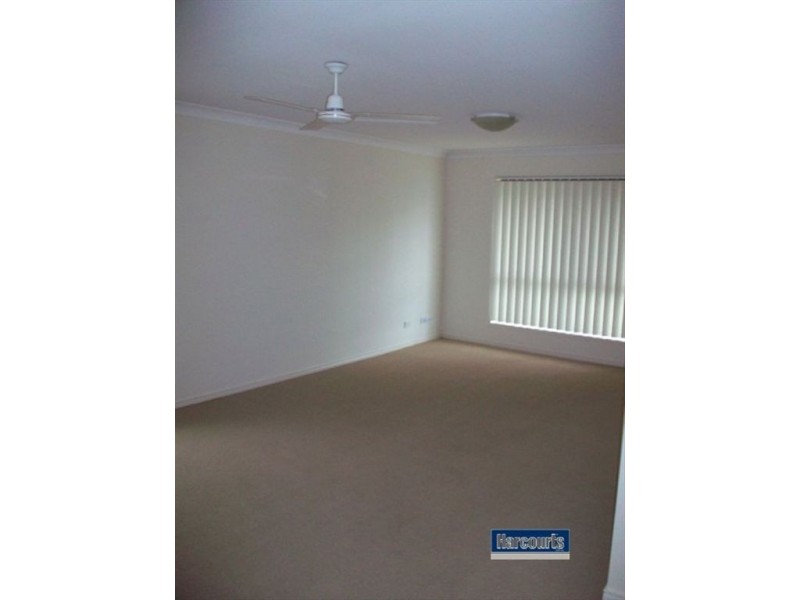 24 Lauradale Crescent, Ormeau QLD 4208