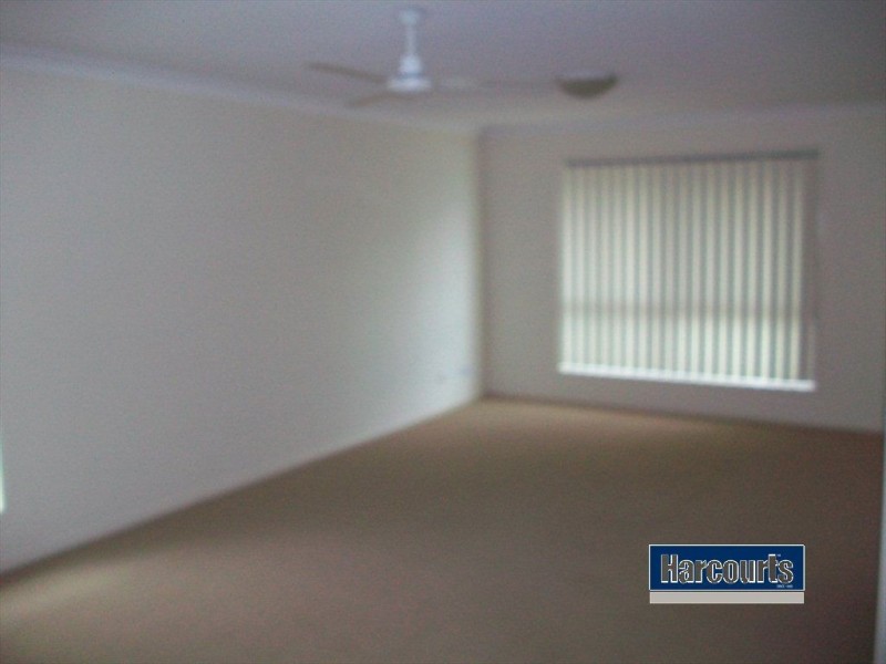24 Lauradale Crescent, Ormeau QLD 4208