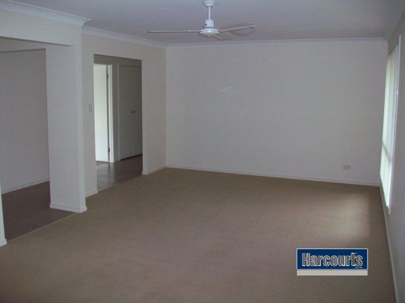 24 Lauradale Crescent, Ormeau QLD 4208