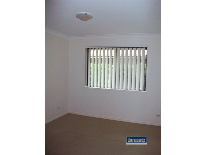 24 Lauradale Crescent, Ormeau QLD 4208