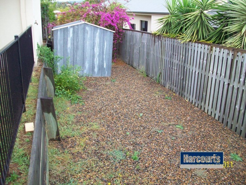 24 Lauradale Crescent, Ormeau QLD 4208
