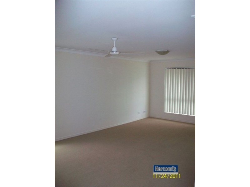 24 Lauradale Crescent, Ormeau QLD 4208