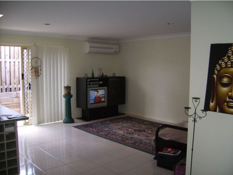 1/17 Success Crescent, Ormeau QLD 4208