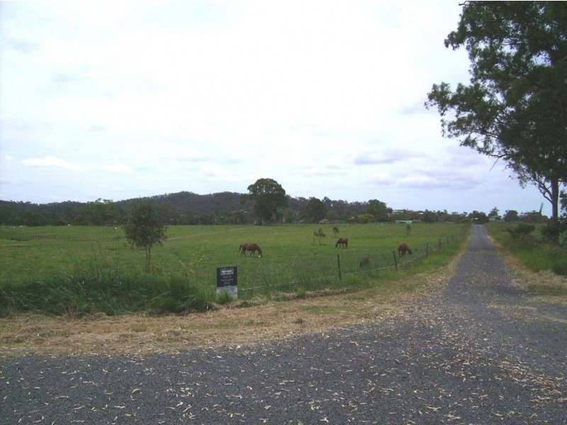 9 Jackson Lane, Yatala QLD 4207