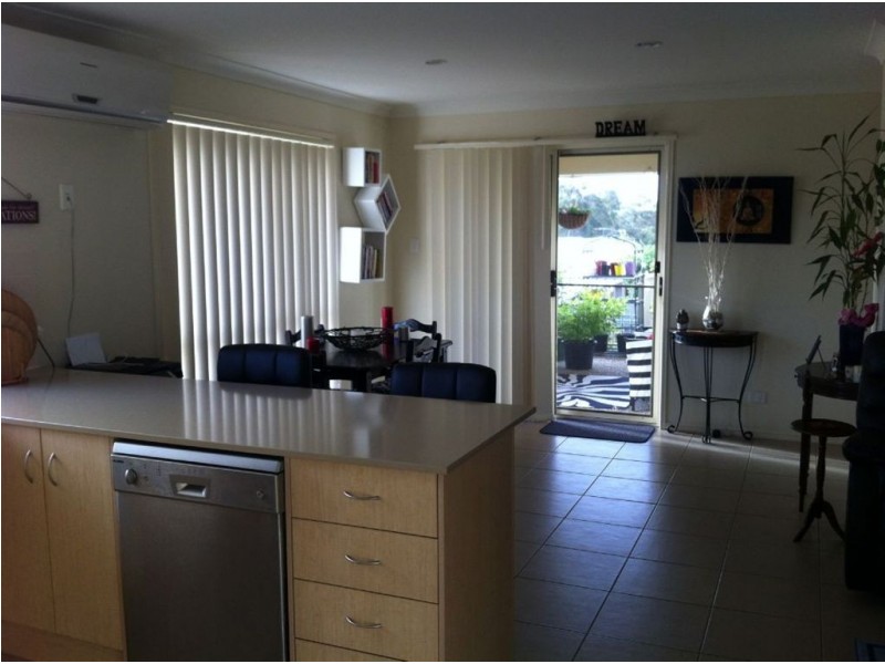 2/19 Jasmine Cct, Ormeau QLD 4208