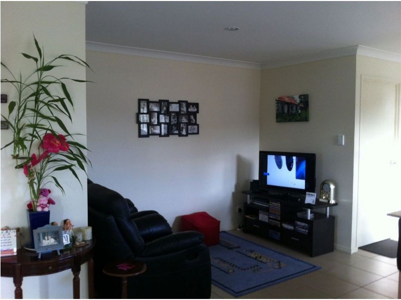 2/19 Jasmine Cct, Ormeau QLD 4208