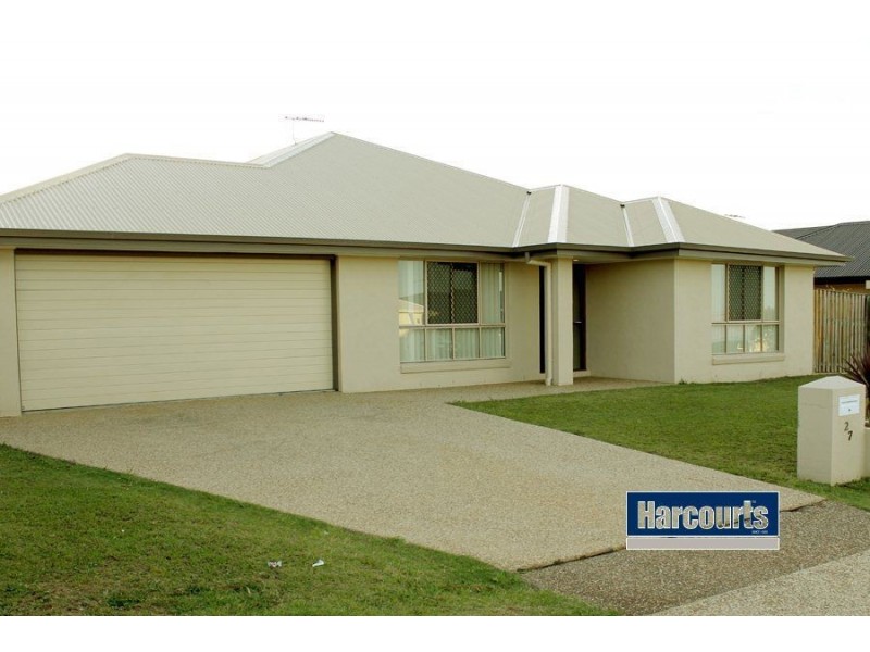 27 Penneshaw Crescent, Ormeau QLD 4208
