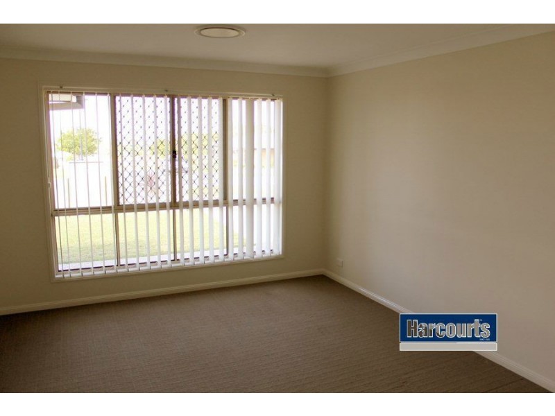 27 Penneshaw Crescent, Ormeau QLD 4208