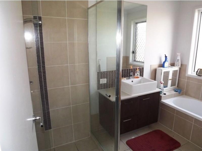 13 Rockwood Drive, Ormeau QLD 4208