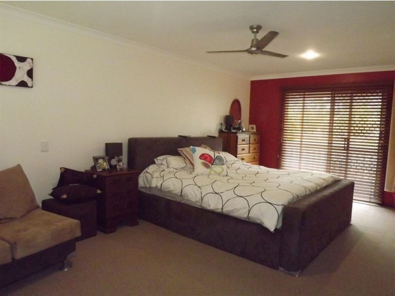 31 Taperoo Court, Yatala QLD 4207