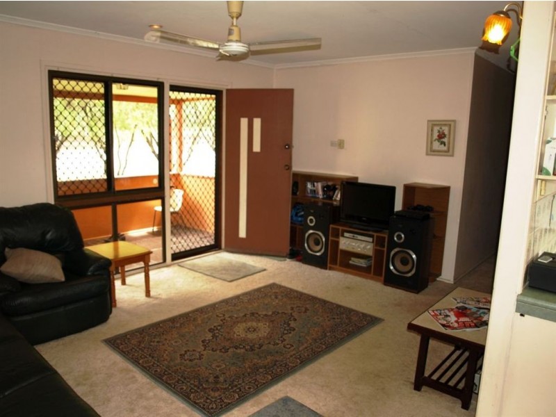 32 Jacaranda Ave, Logan Central QLD 4114