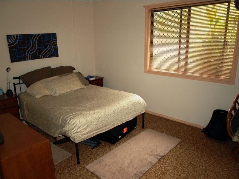 32 Jacaranda Ave, Logan Central QLD 4114