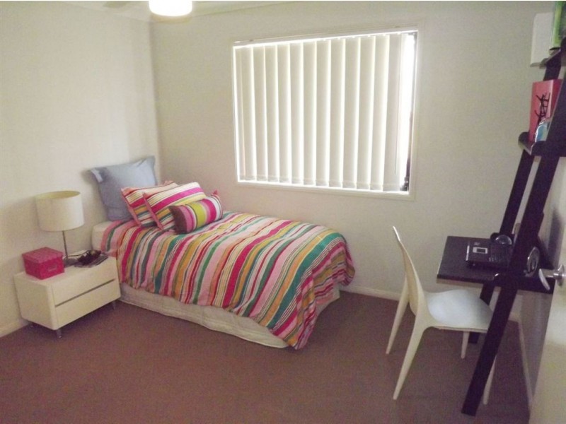 27 Cranberrie Crescent, Pimpama QLD 4209