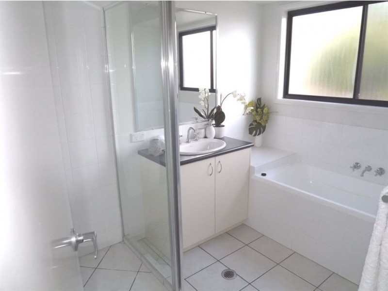 27 Cranberrie Crescent, Pimpama QLD 4209