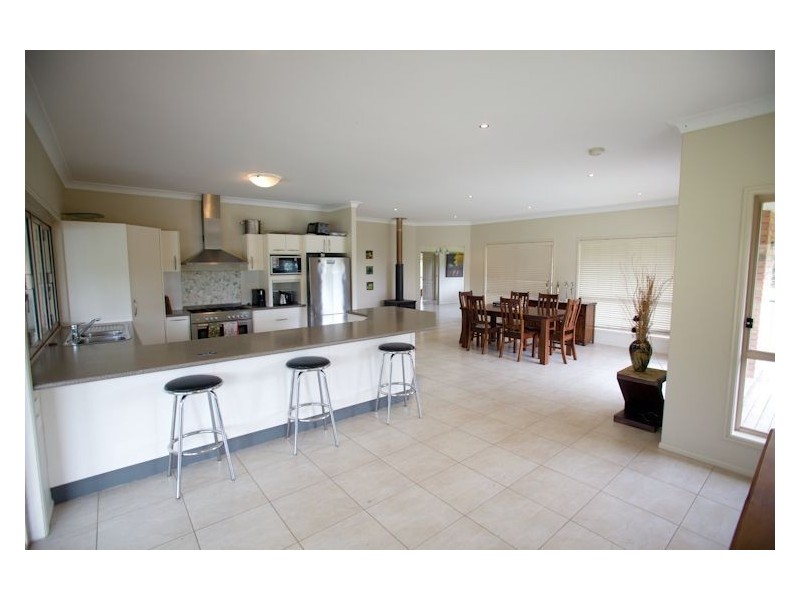 75 Shaws Pocket Road, Luscombe QLD 4207