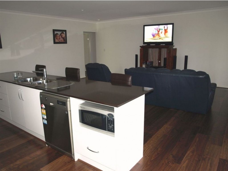 7 Macintosh Court, Ormeau Hills QLD 4208