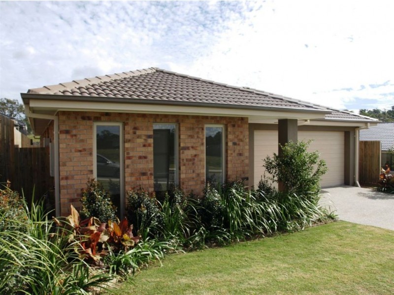 25 Ellenborough Ave, Ormeau Hills QLD 4208